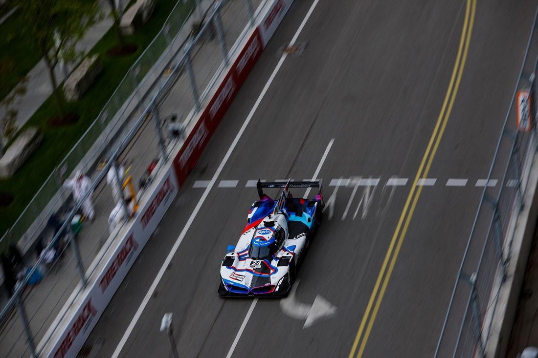 #24 BMW M Team RLL BMW M Hybrid V8: Philipp Eng, Dries Vanthoor