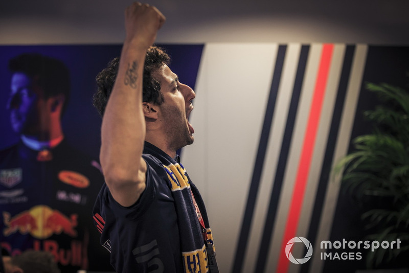 Daniel Ricciardo, Red Bull Racing apoya a los West Coast Eagles en la final de la AFL