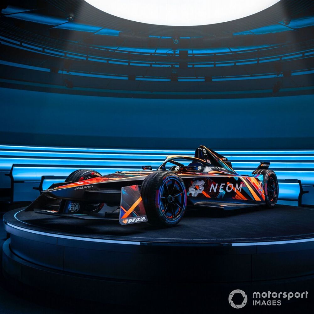 La nuova livrea della McLaren per l'ePrix di Londra
