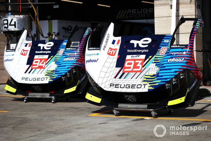 #93 Peugeot Totalenergies Peugeot 9X8: Mikkel Jensen, Nico Müller, Jean-Eric Vergne