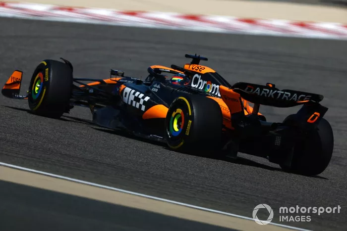 Oscar Piastri, McLaren MCL38 