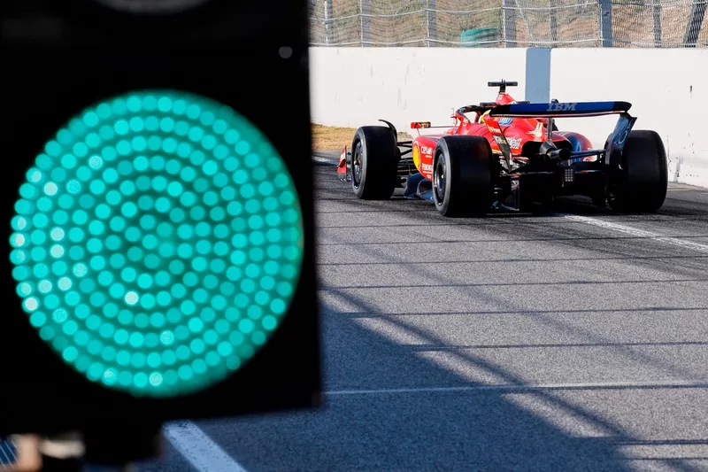 Lewis Hamilton, Ferrari lors des essais Pirelli