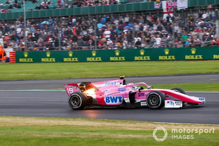 En 2019, Hubert subió a la F2 con el equipo BWT Arden, equipo con vinculo de HWA.