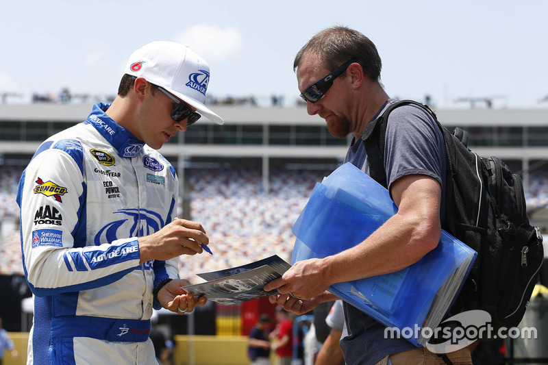 Trevor Bayne, Roush Fenway Racing Ford at Charlotte