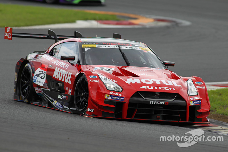 #23 Nismo Nissan GT-R Nismo GT3: Tsugio Matsuda, Ronnie Quintarelli