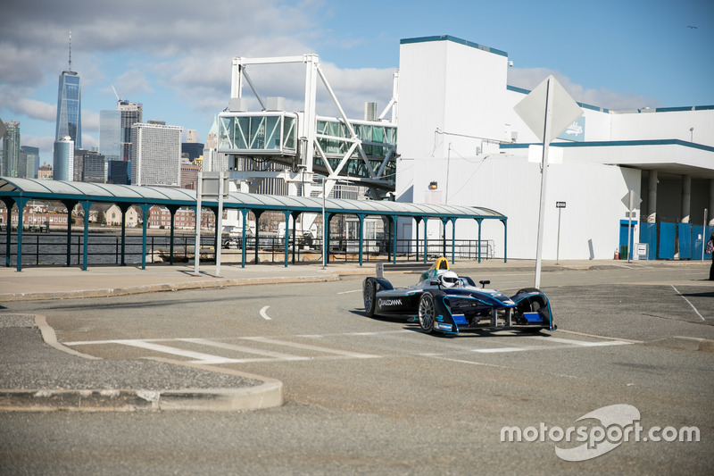 Victor Cruz en el SPARK Renault SRT_01E