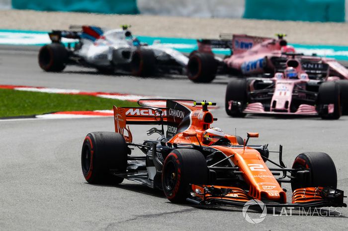 Stoffel Vandoorne, McLaren MCL32, Sergio Perez, Sahara Force India F1 VJM10, Esteban Ocon, Sahara Force India F1 VJM10, Lance Stroll, Williams FW40