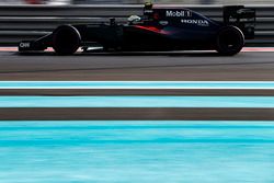 Jenson Button, McLaren MP4-31