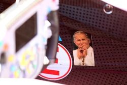 Imagen del Papa en el coche de Sergio Pérez, Sahara Force India F1 VJM10