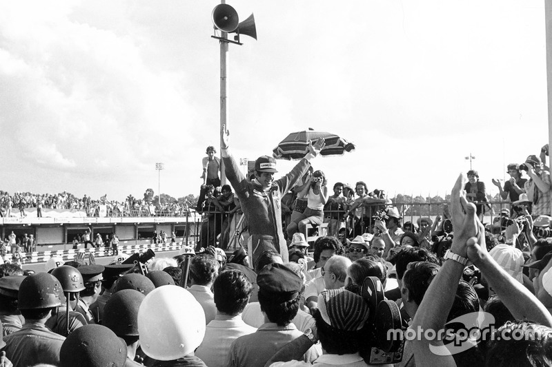 Le vainqueur Jody Scheckter, Wolf Ford