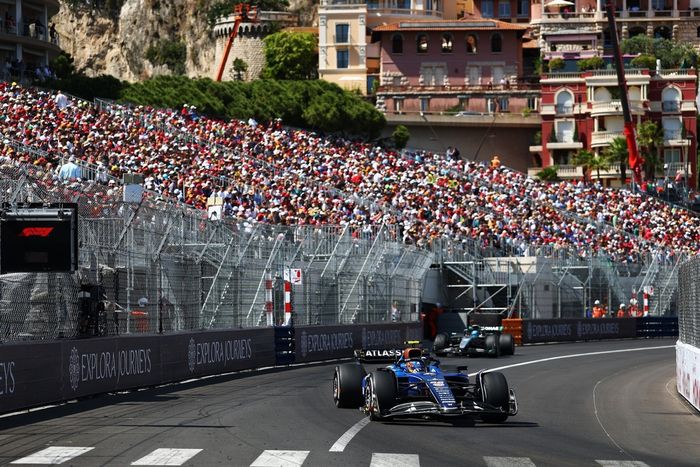 George Russell, Mercedes, Carlos Sainz, Williams