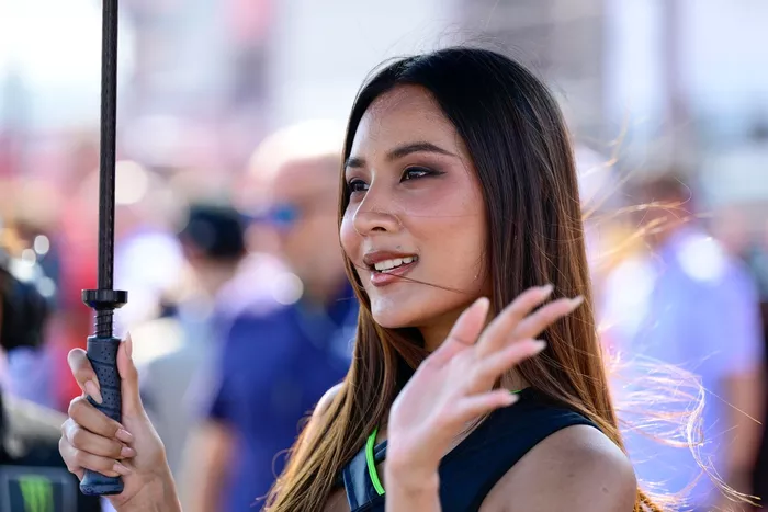 Grid girl
