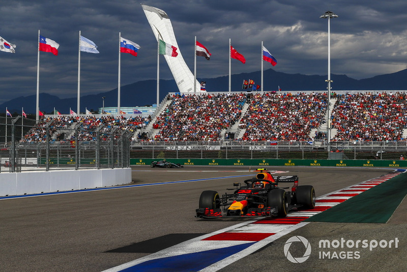 Red Bull 3500 turu geçti