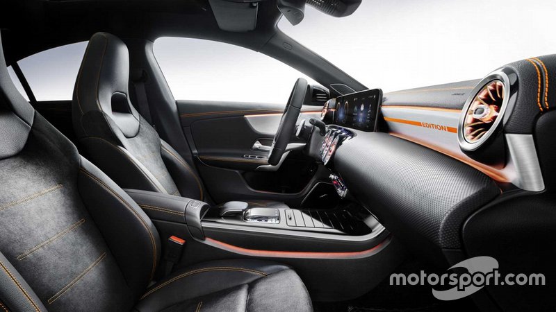 Mercedes CLA 2020 року
