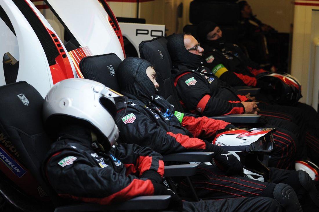 Remolque mecánico Porsche Penske Motorsport