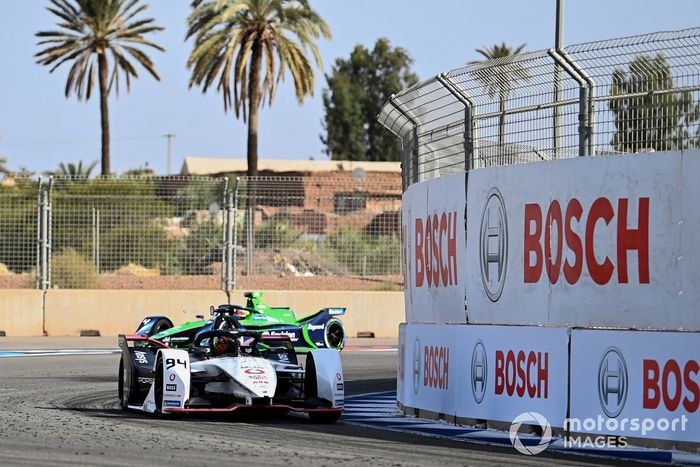 Pascal Wehrlein, Porsche, Porsche 99X Electric Robin Frijns, Envision Racing, Audi e-tron FE07