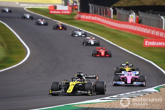 Daniel Ricciardo, Renault F1 Team R.S.20, Lance Stroll, Racing Point RP20, Esteban Ocon, Renault F1 Team R.S.20