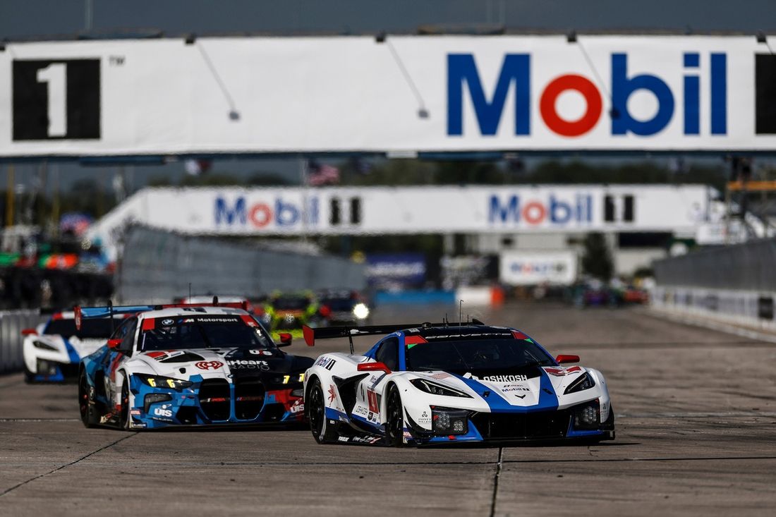 #4 Corvette Racing by Pratt Miller Motorsports Corvette Z06 GT3.R: Tommy Milner, Nicky Catsburg, Nico Varrone