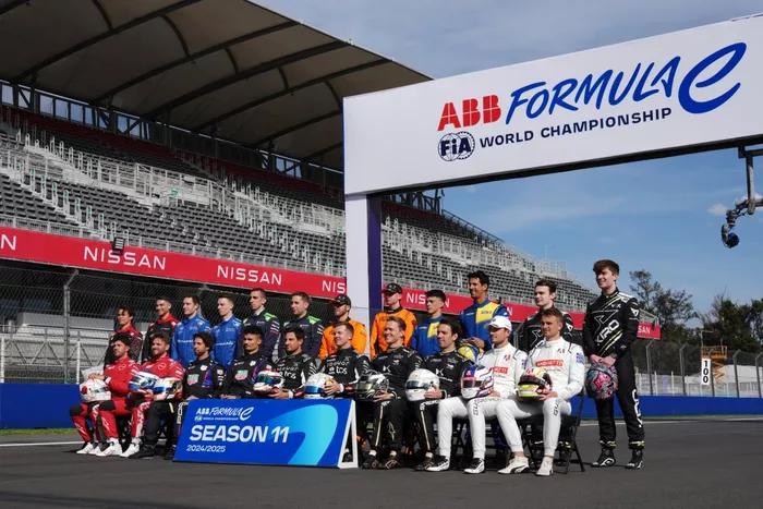 The Season 11 drivers pose for a photograph