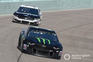 Kurt Busch, Chip Ganassi Racing, Chevrolet Camaro Monster Energy, Aric Almirola, Stewart-Haas Racing, Ford Mustang Smithfield