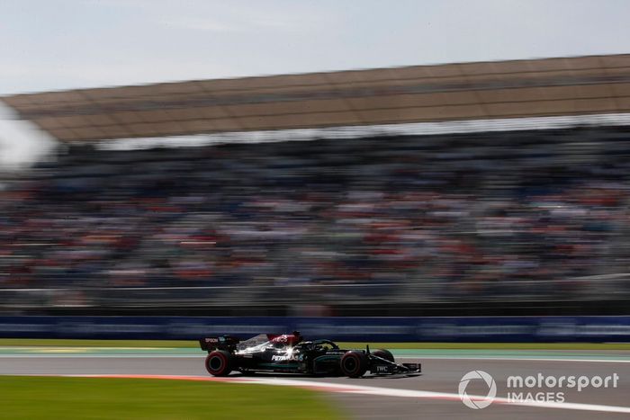 Lewis Hamilton, Mercedes W12