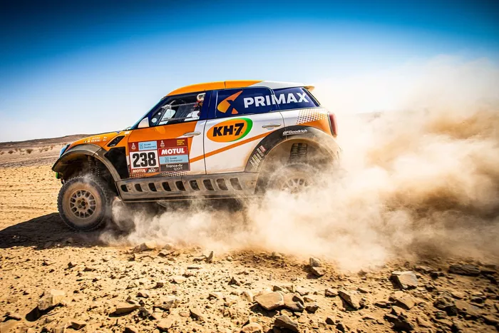 #238 X-Raid Mini John Cooper Works Rally Mini: Laia Sanz, Maurizio Gerini