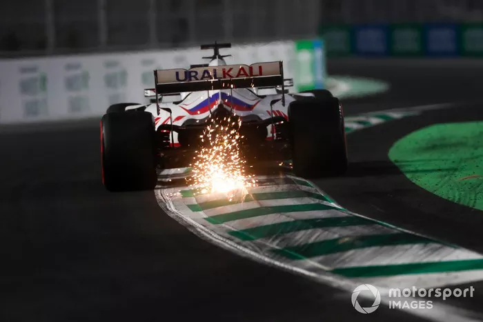 Nikita Mazepin, Haas VF-21