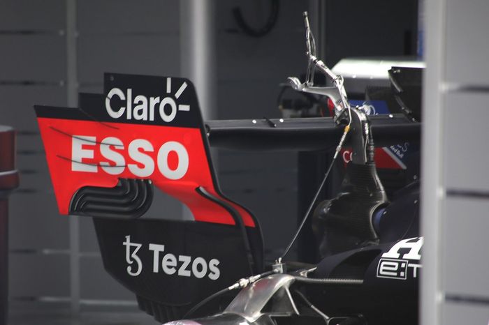 Detalle del alerón trasero del Red Bull Racing RB16B