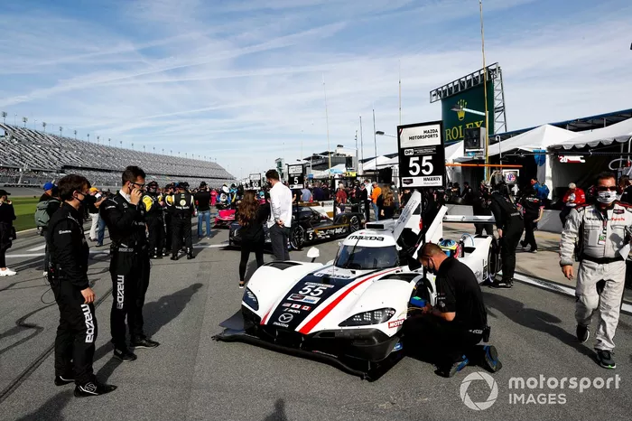 #55 Mazda Motorsports Mazda DPi, DPi: Oliver Jarvis, Harry Tincknell, Jonathan Bomarito 
