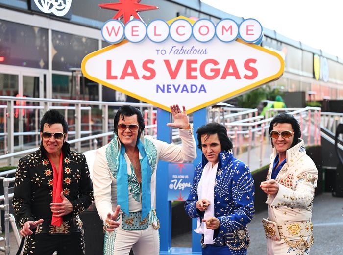 Elvis Presley impersonators