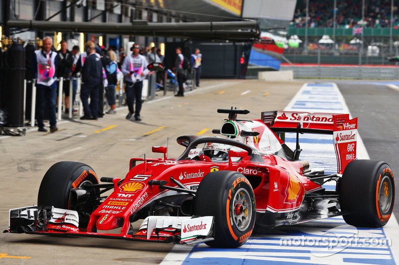 Sebastian Vettel, Ferrari SF16-H running the Halo cockpit cove