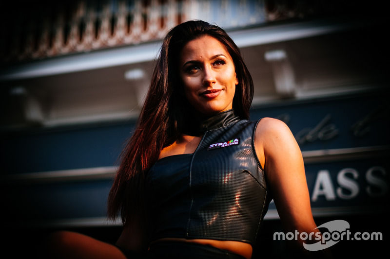 Chica Strakka