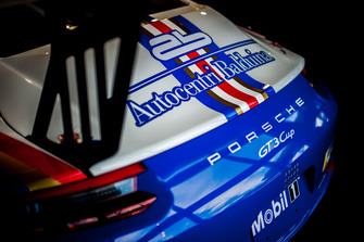 Dettaglio della livrea storica della Porsche GT3 Cup di Francesco De Luca, AB Racing