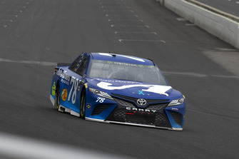 Martin Truex Jr., Furniture Row Racing, Toyota Camry Auto-Owners Insurance