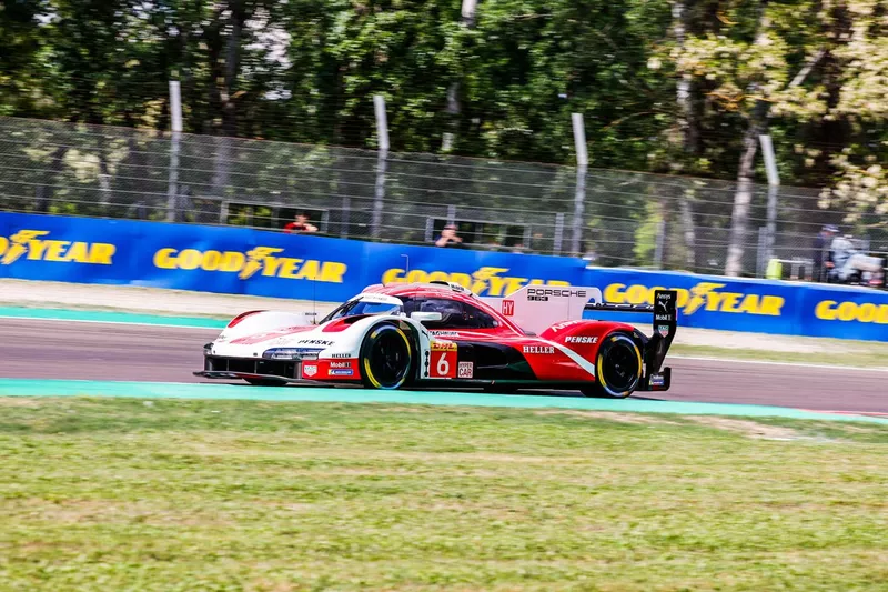 #6 Porsche Penske Motorsport Porsche 963: Kevin Estre, Andre Lotterer, Laurens Vanthoor