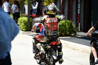 Cal Crutchlow, LCR Honda Castrol, après sa chute