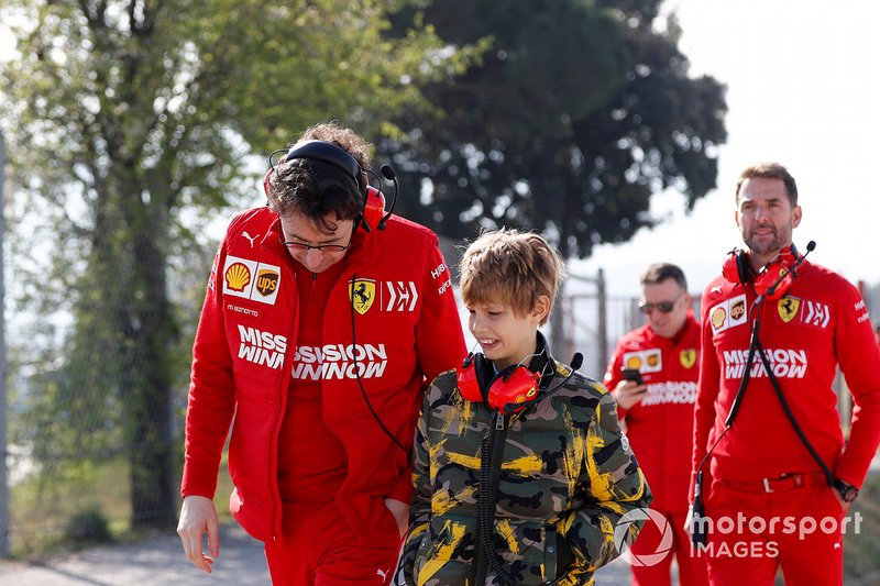 Mattia Binotto, Team Principal Ferrari, con il figlio di John Elkann, Presidente FIAT