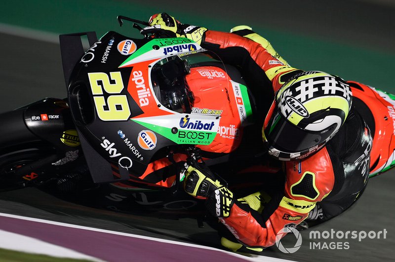 18. Андреа Янноне, Aprilia Racing Team Gresini - 1.55,343