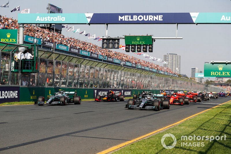 Start, Lewis Hamilton, Mercedes AMG F1 W10, Valtteri Bottas, Mercedes AMG W10, Sebastian Vettel, Ferrari SF90, Max Verstappen, Red Bull Racing RB15