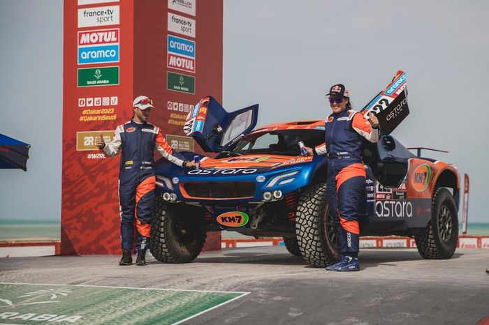 #222 Astara Team Astara: Laia Sanz, Maurizio Gerini