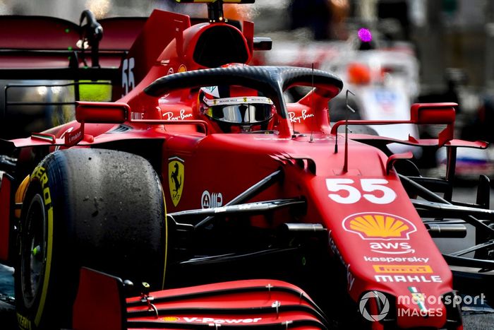 Carlos Sainz Jr., Ferrari SF21