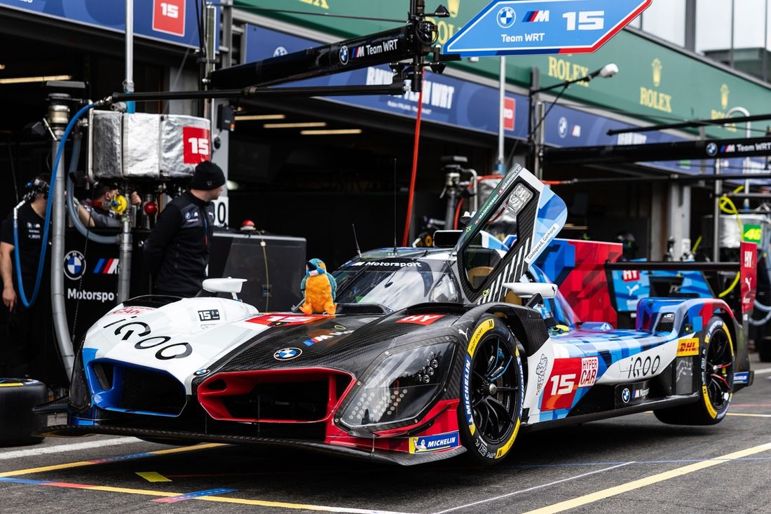 #15 BMW M Team WRT - BMW M Hybrid V8 Raffaele Marciello, Kevin Magnussen