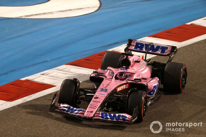 Alpine A522 (con decoración rosa)