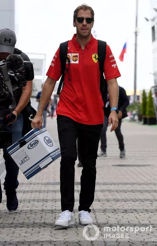 Sebastian Vettel, Ferrari arriva in pista