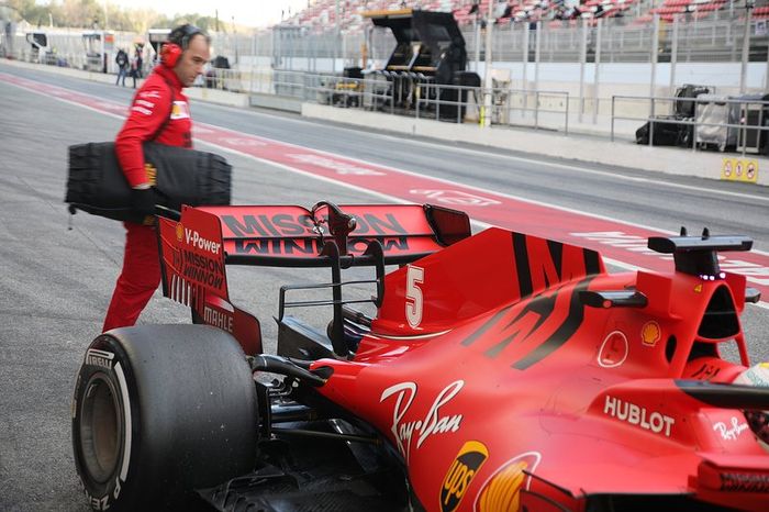 Ferrari SF1000 rear wing