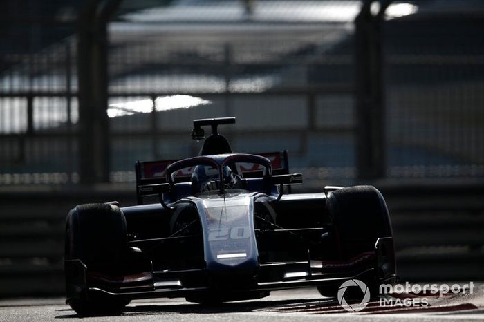 Roy Nissany, Trident