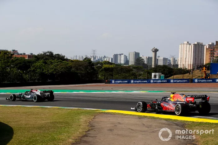 Lewis Hamilton, Mercedes W12, Max Verstappen, Red Bull Racing RB16B