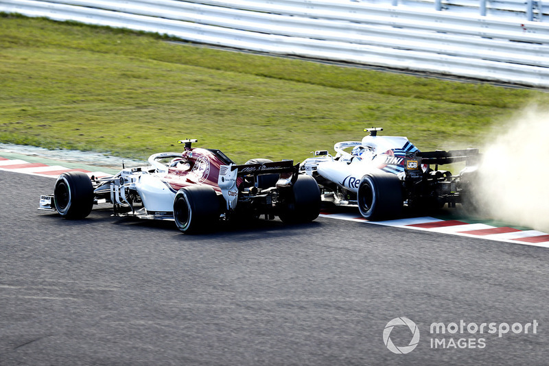 Sergey Sirotkin, Williams FW41, battles with Charles Leclerc, Sauber C37