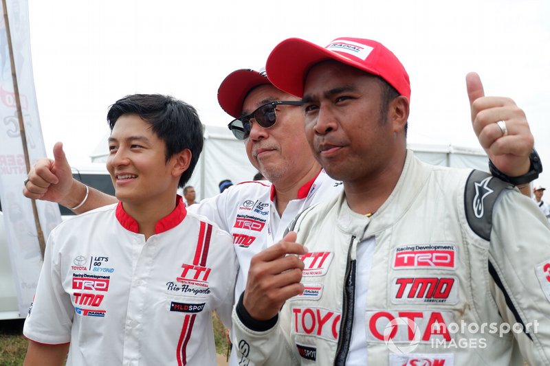 Rio Haryanto, Advisor dan Haridarma Manoppo, Toyota Team Indonesia