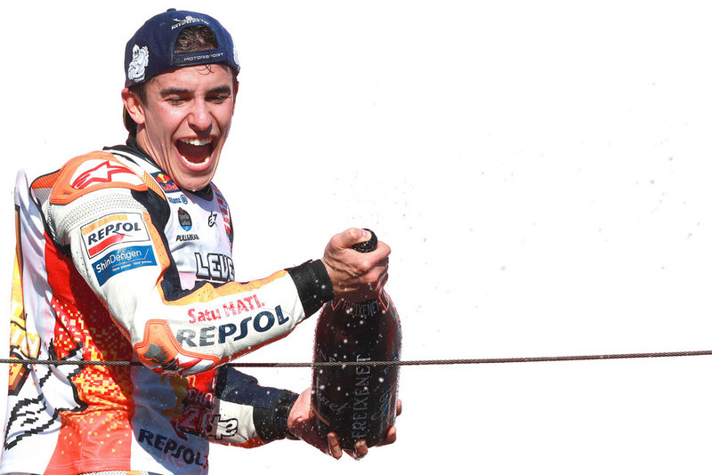 Подіум: переможець гонки Марк Маркес, Repsol Honda Team